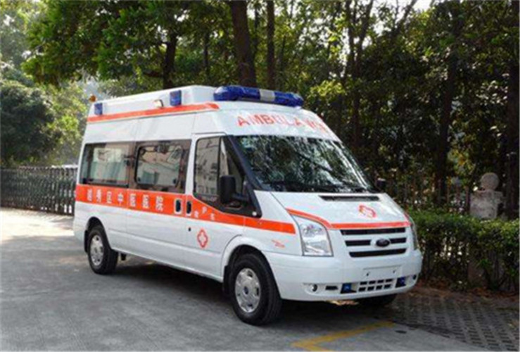 鸡冠救护车出租服务案例8