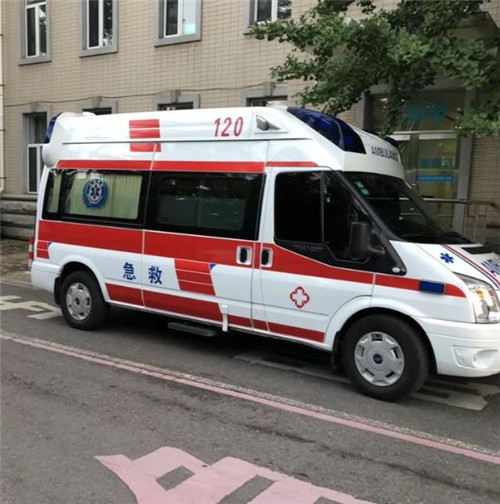 鸡冠选择我们的救护车出租,开启安心转院之旅