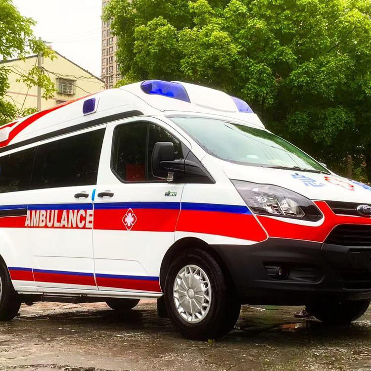 鸡冠跨省救护车出租护送返乡