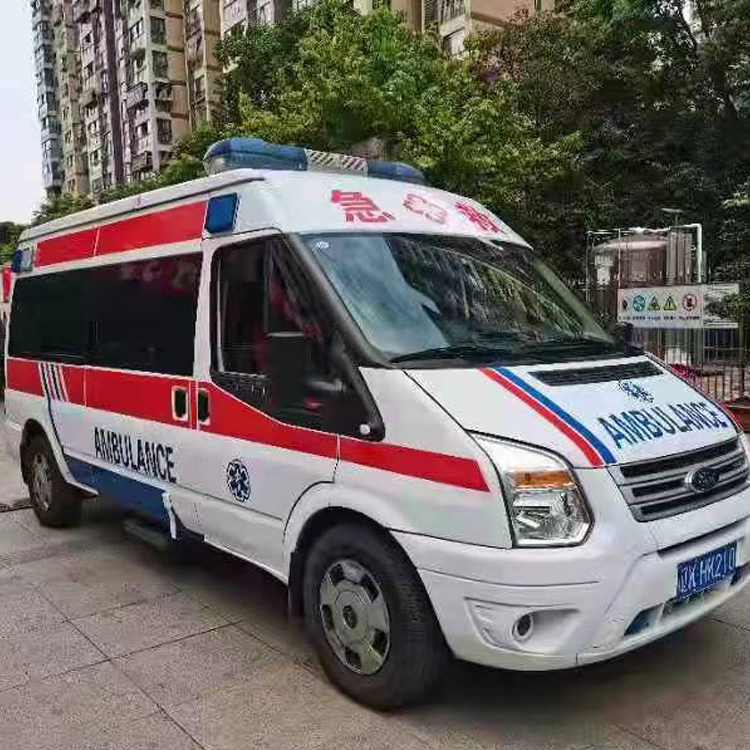 鸡冠术后行动不便回家租赁救护车
